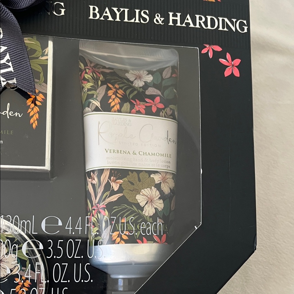 Baylis & Harding Body Care Set - Picture 4 of 9